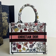 Christian Dior Shopping Bags